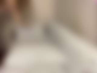 Live cam show with TakishaLawal - Curvy Young Adult on Camsoda