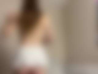 Live cam show with TakishaLawal - New Young Adult on madthumbs
