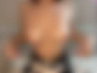 TakishaLawal's Live Sex Cam Show