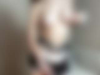 TakishaLawal's Live Sex Cam Show