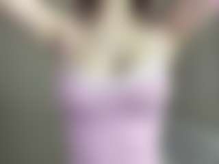 Live cam show with TakishaLawal - Thin on SinfulBabes