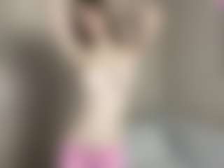 Live cam show with TakishaLawal - Dildo Or Vibrator on Camming Site