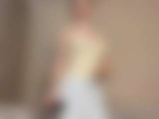 Live cam show with TakishaLawal - Bedroom Brown Hair on Camsoda