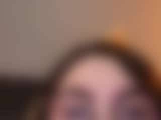 Live cam show with valenortiz77 - Teen (18+) on live18s.com