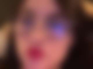 Live cam show with valenortiz77 - Sexwebcam on Latina Girls