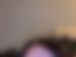 Live cam show with valenortiz77 - Lovense on xDating