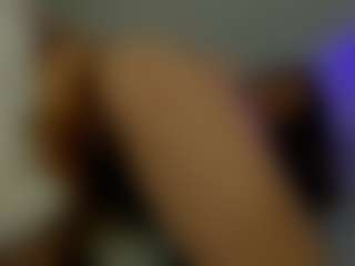 Live cam show with VioletaSpiicy - Athletic on Latina Girls
