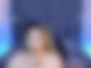 Live cam show with AitanaArias - Sucking on Camsoda
