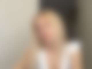 Live cam show with Blake - Small Tits on sexylive.show