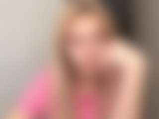 Live cam show with Blake - Average on AdultVida.com