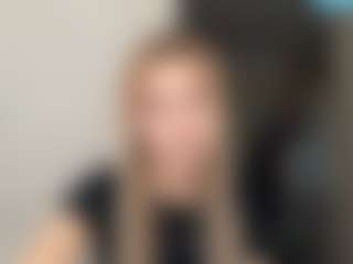 Live cam show with Blake - Blonde Hair Teen (18+) on thefappeningchat.com