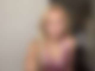 Live cam show with Blake - Average on nudelive.tv