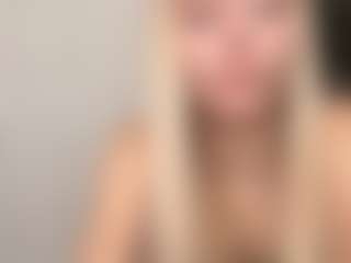 Live cam show with Blake - Small Tits on Dolls Live