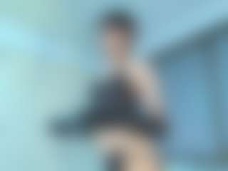 Live cam show with Carolyn foster - Tease on Camsoda
