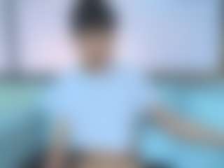 Live cam show with Carolyn foster - Facial on Pornisteam.com