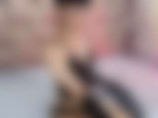 Live cam show with Carolyn foster - Tease on Uber Horny