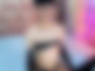 Live cam show with Carolyn foster - India on Camsoda