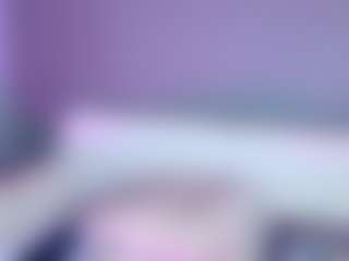 Live cam show with Carolyn foster - Italian on Camsoda | colombia