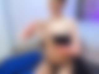 Live cam show with Carolyn foster - Beardy on Fling VIP Chat