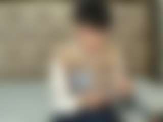 Live cam show with Carolyn foster - Facial on Camsoda