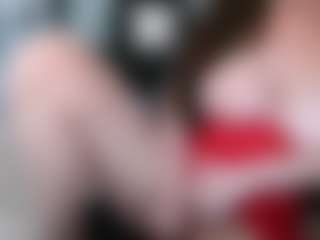 Live cam show with ClassySamantha - Granny on livesuperchat.net