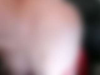 ClassySamantha MILF webcam performer live streaming