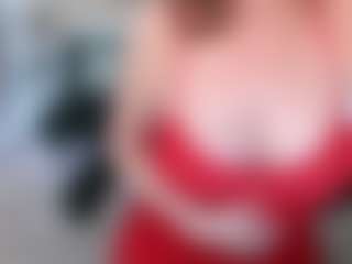 Live cam show with ClassySamantha - Middle Aged on Cam Slut