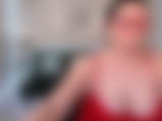 Live cam show with ClassySamantha - Brown Eyes on boobsie.com