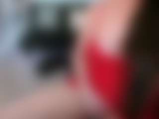Live cam show with ClassySamantha - Big Tits on SxyPornLive
