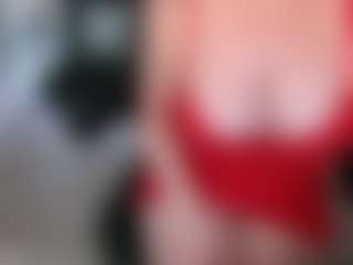 Live cam show with ClassySamantha - Mature on UwU Esports
