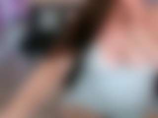 Live cam show with ClassySamantha - Granny on dropp.cam