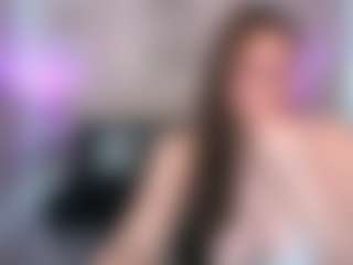 Live cam show with ClassySamantha - Granny Brown Hair on livesexfox.com