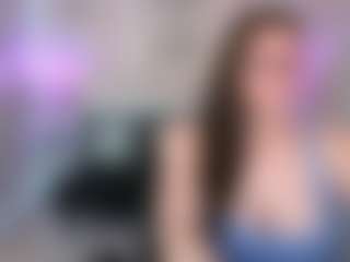 Live cam show with ClassySamantha - Brown Eyes Big Tits on CamwithHer