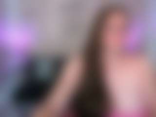 Live cam show with ClassySamantha - Granny on Camsoda