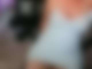 Live cam show with ClassySamantha - Granny BBW on Camsoda