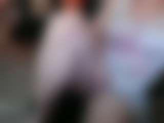 Live cam show with ClassySamantha - Brown Hair MILF on x69.live