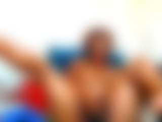 EbonyBlooom69's Live Sex Cam Show