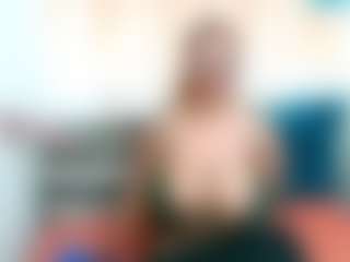 EbonyBlooom69's Live Sex Cam Show