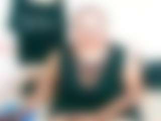 EbonyBlooom69's Live Sex Cam Show