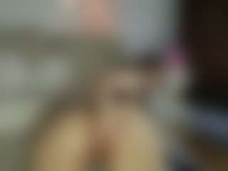 EllyaRose's Live Sex Cam Show