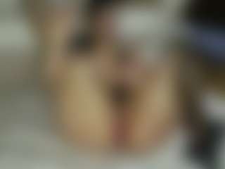 EllyaRose's Live Sex Cam Show