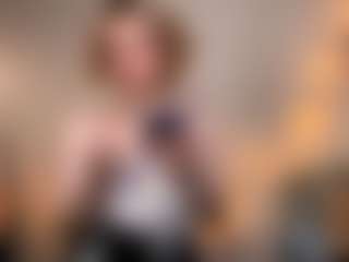 Live cam show with Rosa - Butt Plug on SinfulBabes