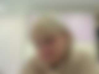 Live cam show with Marry - Teen (18+) on CamwithHer
