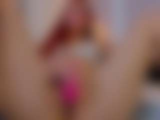 iara-miranda's Live Sex Cam Show