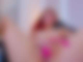 iara-miranda's Live Sex Cam Show