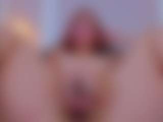 iara-miranda's Live Sex Cam Show