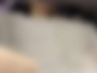 Live cam show with Lana - Spank on galaxygirlnitro.com