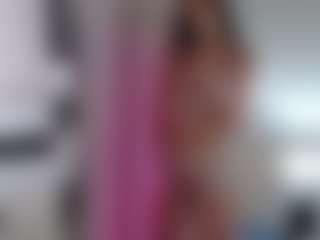 Live cam show with IvyWild - Young Adult on CamwithHer
