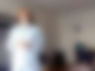 Live cam show with JuttaSangalli - Mature on TeamSkeetLive