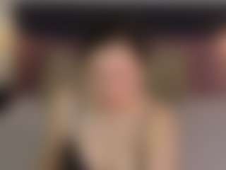Kitty-Mia's Live Sex Cam Show